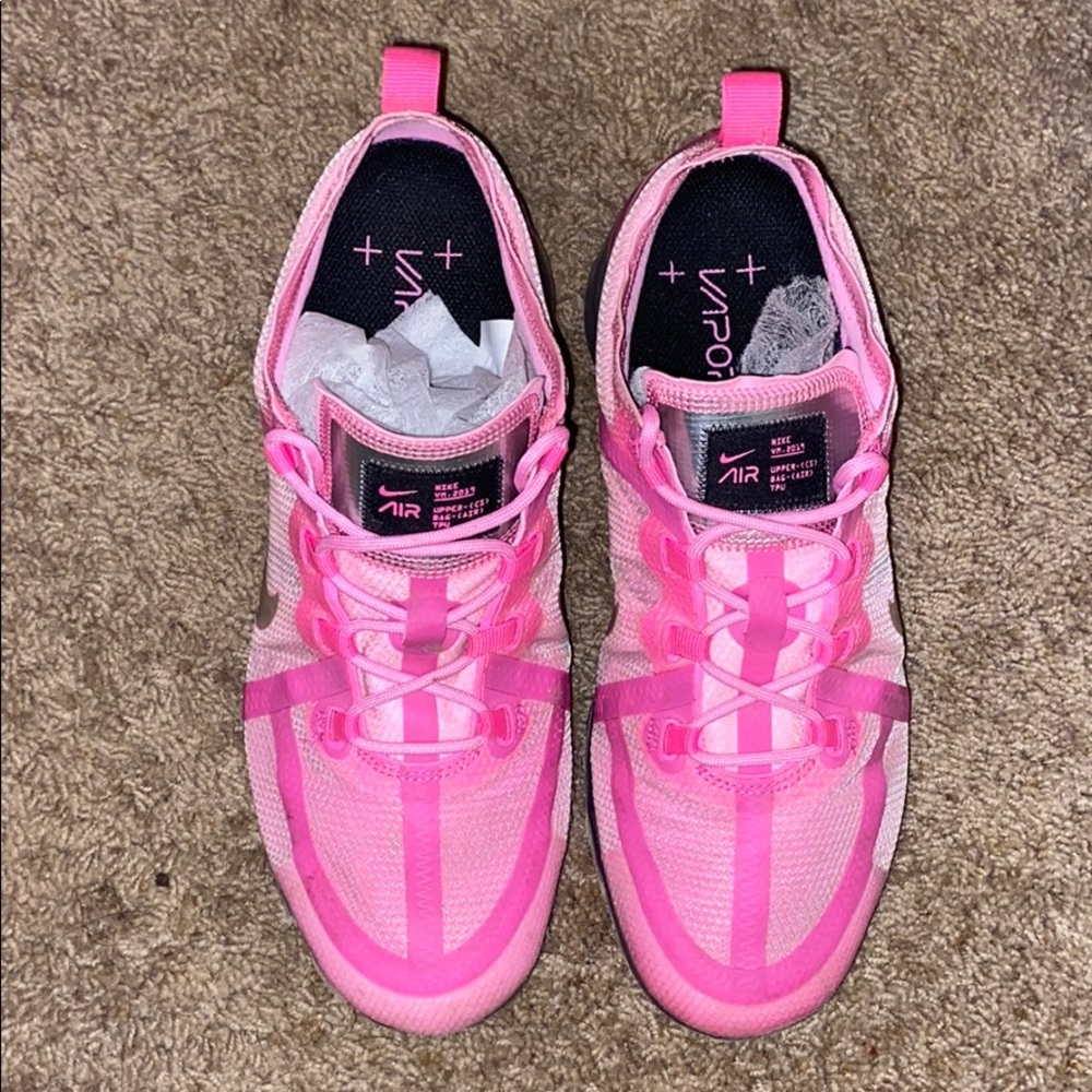 Nike Pink Vapormax’s - Picture 2 of 7